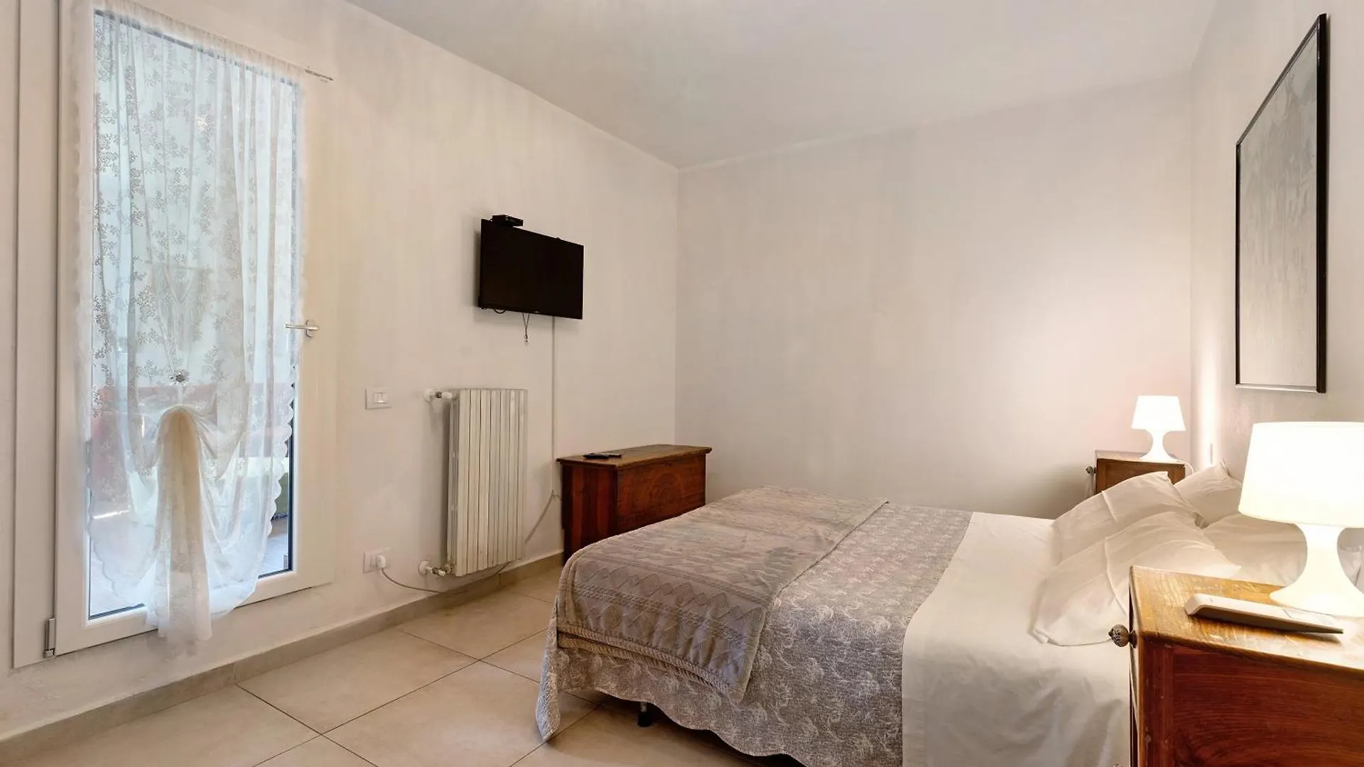 Les Amis Di Peschiera Apartment Peschiera del Garda Italy